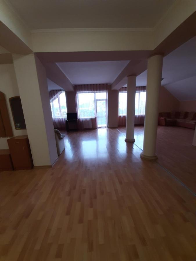 Apartments On Parkaniya 2A 穆卡切沃 外观 照片